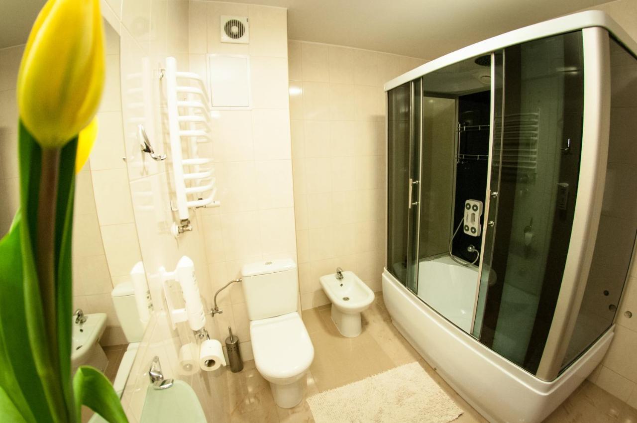 Secession Hotel Leczna Buitenkant foto