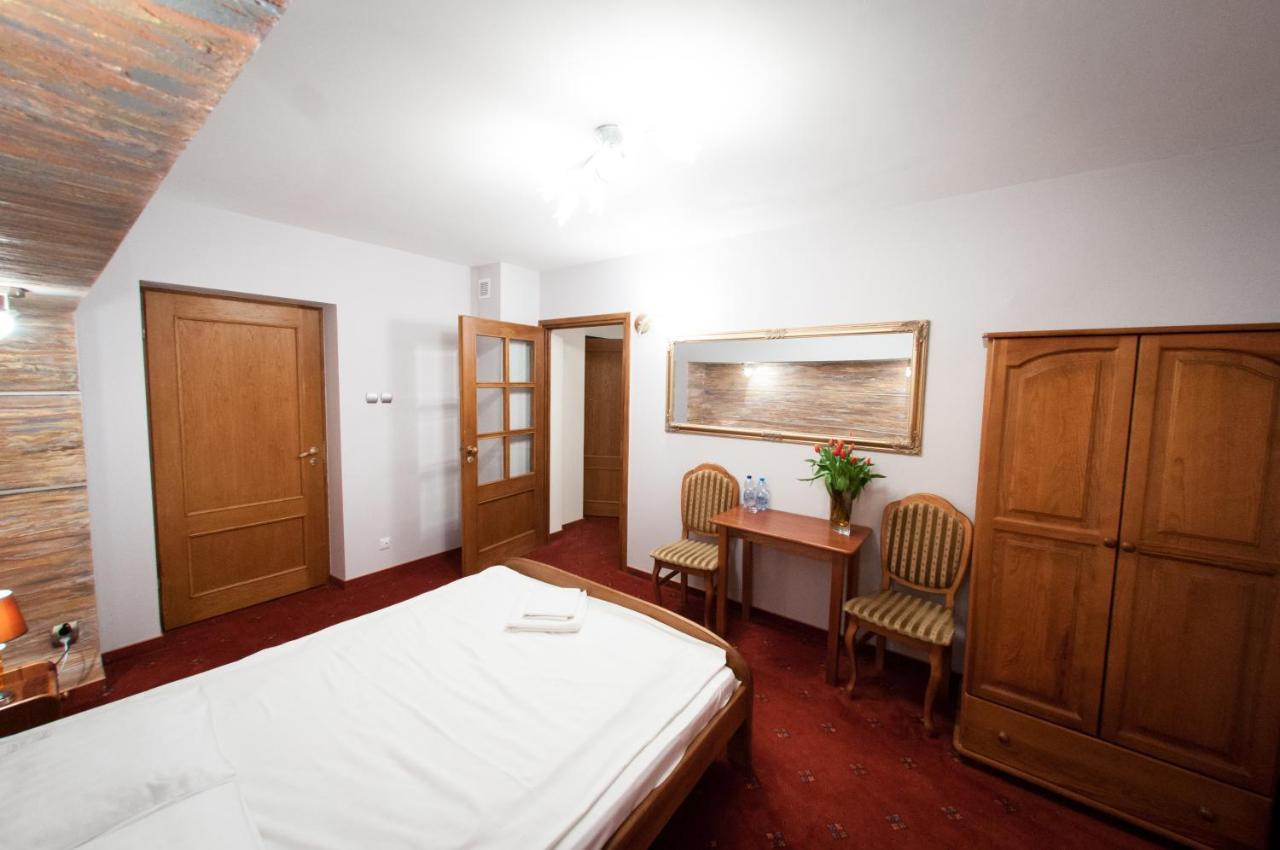 Secession Hotel Leczna Buitenkant foto