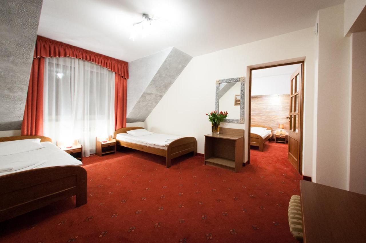 Secession Hotel Leczna Buitenkant foto