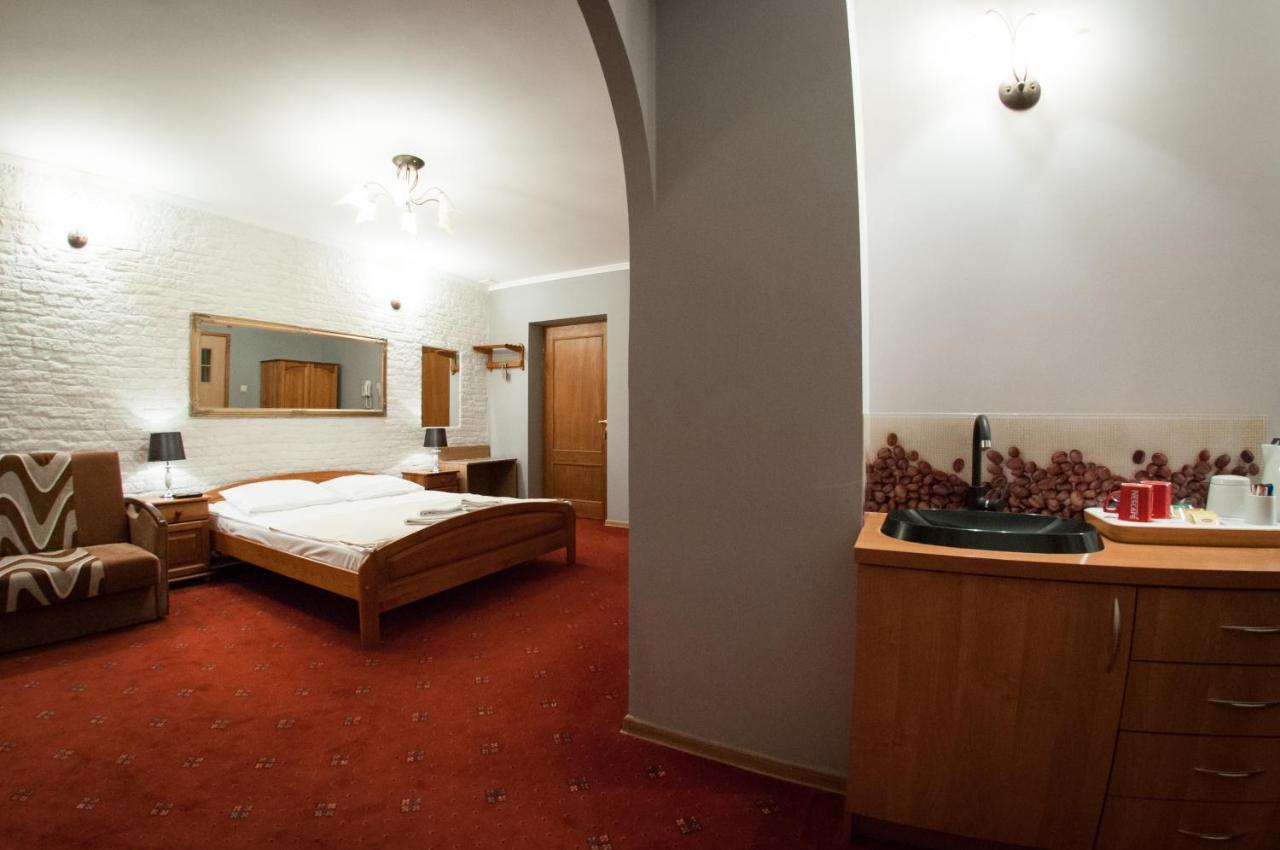 Secession Hotel Leczna Buitenkant foto